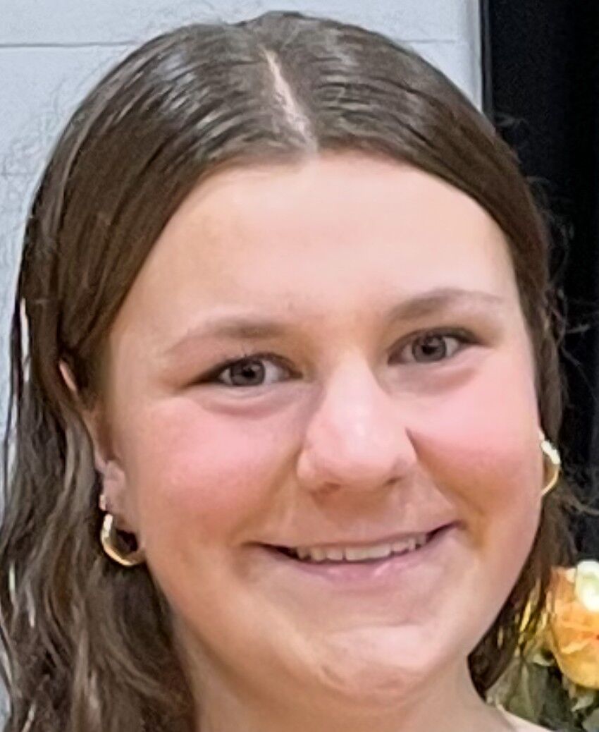 Duchesne Scholar Athlete Maddie Denker